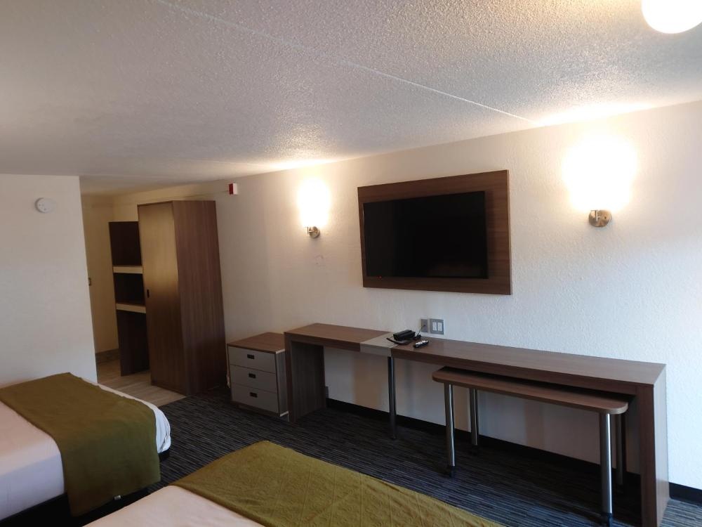 King Room with Spa Bath